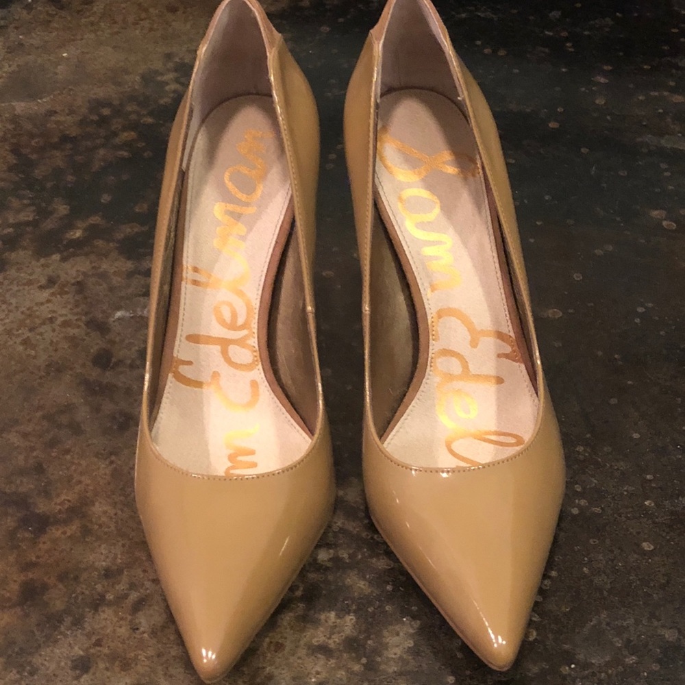 Sam Edelman nude pumps